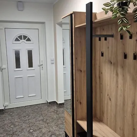 Apartment Komsic By Guide Pula